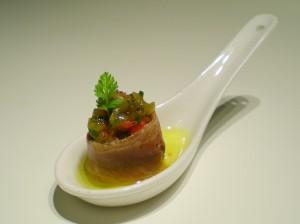 Balneario Termas Pallarés Anchoa del cantábrico rellena de pimientos asados con aceite de arbequina.