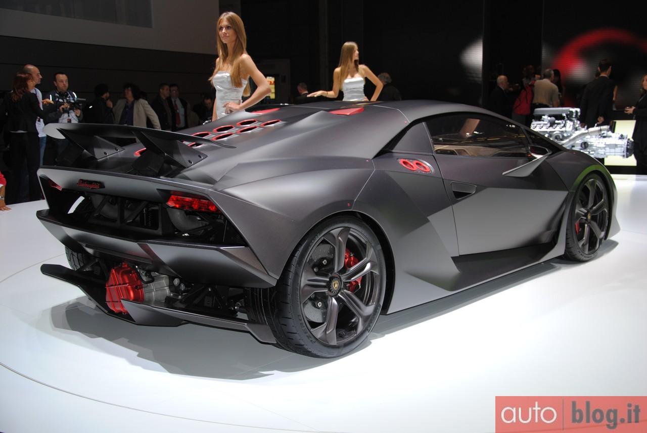 Lamborghini Sesto Elemento - El futuro es extremo y en carbono