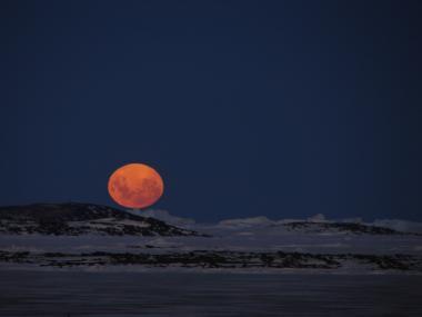 El tamaño aparente de la luna