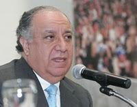 FERNANDO TUESTA: LA FRAGMENTACIÓN POLÍTICA VA AUMENTANDO