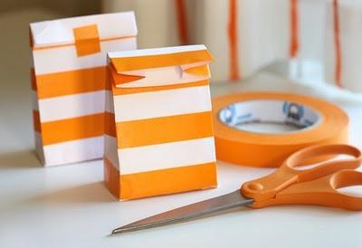 Packaging Regalos: Bolsa de regalo con sobres y cinta adhesiva