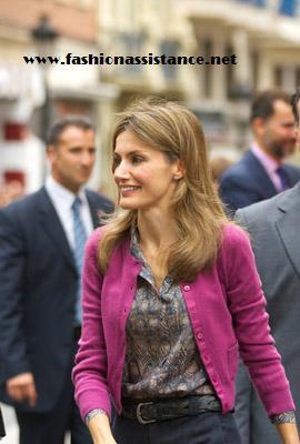 La Príncipes de Asturias visitan Albacete. El look de Dña. Letizia