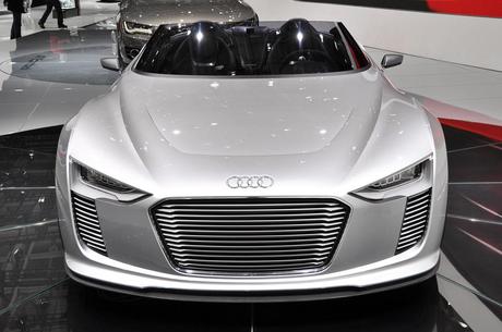 Audi e-tron Spyder Concept - El e-tron renovado y descapotable Audi e-tron Spyder Concept - El e-tron renovado y descapotable