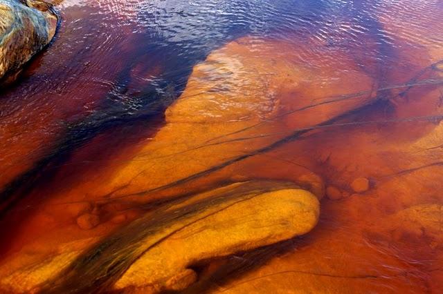 EL RIO QUE PARECE MARTE-RIO TINTO