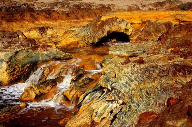 EL RIO QUE PARECE MARTE-RIO TINTO