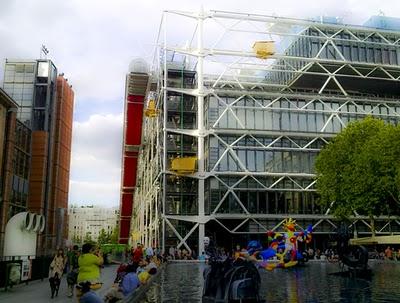 Fuente de Stravinsky. Centro Pompidou. Paris