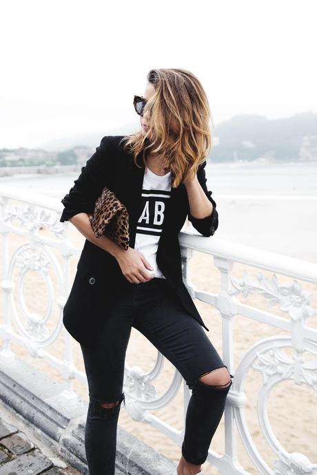 San_Sebastian-Lovers_And_Friends-Leopard_Clutch-Clare_Vivier-27