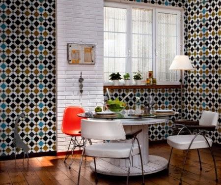 Mosaicos históricos en papel pintado