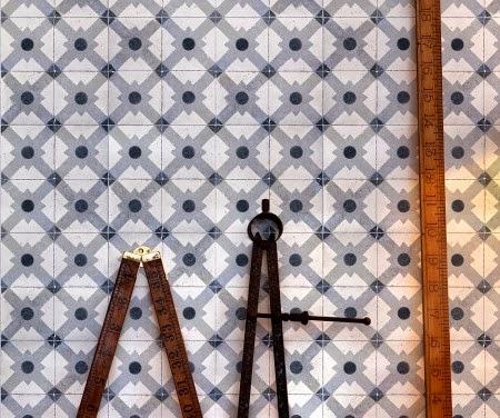 Mosaicos históricos en papel pintado