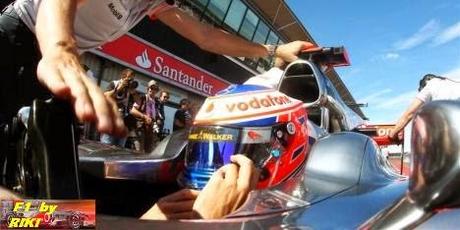 BUTTON SEGURO DE PODER RENOVAR CONTRATO CON McLAREN