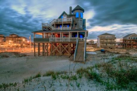 Casa de Madera en la Playa / Wood  Beach House