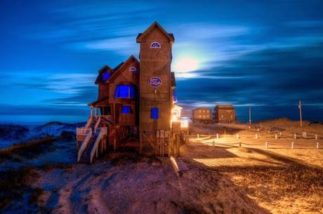 Casa de Madera en la Playa / Wood  Beach House