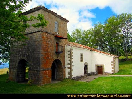 Ruta Cangas - Acebo: Exterior del Santuario del Acebo