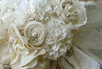 Ramos y tocados de novia. ¿Te animás a las flores de tela? - Paperblog
