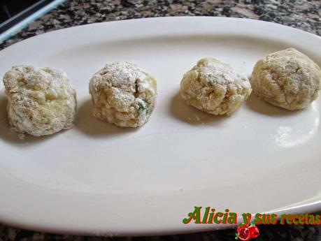 ALBÓNDIGAS DE MERLUZA