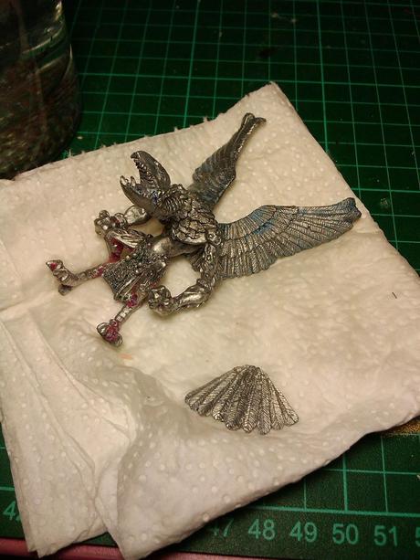 Señor de la Transformación tras un baño de disolvente