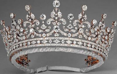 Tiara de la Reina María - Casa Real de Reino Unido