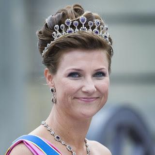 Tiara/Collar de Amatistas - Casa Real de Noruega