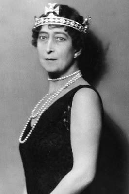 Tiara de las Cruces de Malta - Casa Real de Noruega