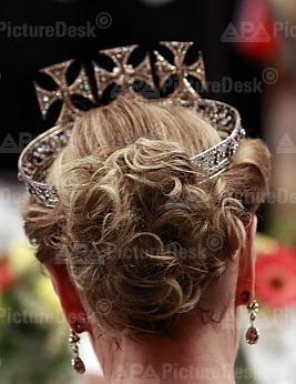 Tiara de las Cruces de Malta - Casa Real de Noruega