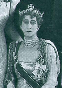 Tiara de las Cruces de Malta - Casa Real de Noruega