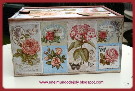 CAJA DE VINO PARA SERVILLETAS!!