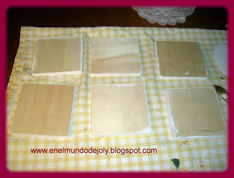 POSAVAVOS DECOUPAGE Y EL CAMBIO DE UN RELOJ!!