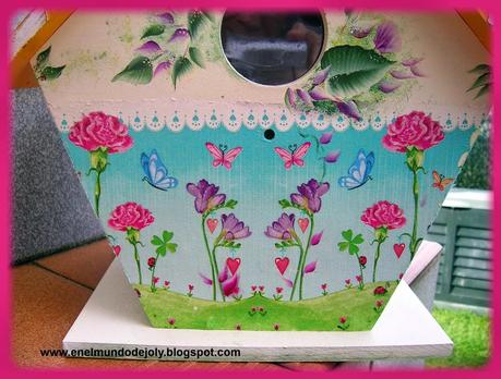 CASITA DE PAJAROS EN DECOUPAGE Y CON MULTICARGA!!