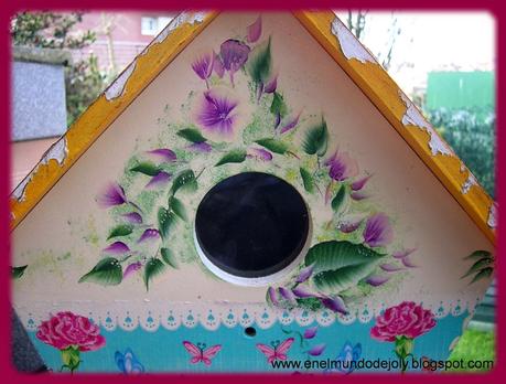 CASITA DE PAJAROS EN DECOUPAGE Y CON MULTICARGA!!
