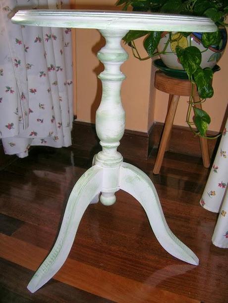 UN CAMBIO A LA MESA AUXILIAR