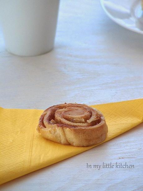 Apple Cinnamon Rolls Apple Cinnamon Rolls