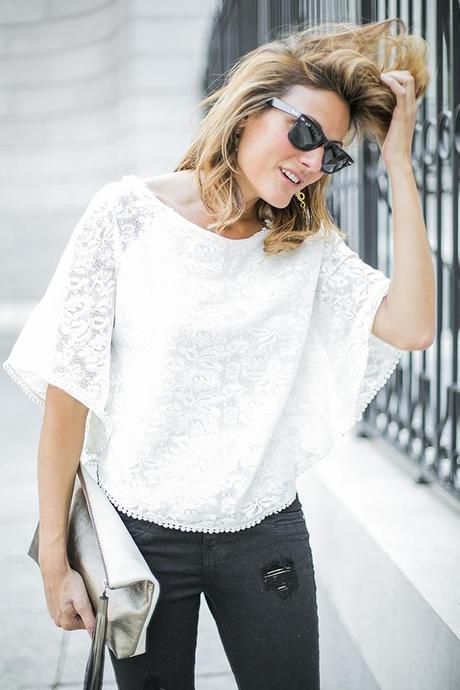 outfits, skinny, cape lace, lace, suiteblanco, rayban, La morenita complements, valentino, rickstud, cristina blanco, guiadeestilo, spanish fashion blogger, guia de estilo