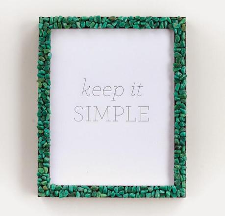 DIY: Marco con piedrecitas