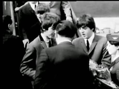 50 AÑOS: 10 JULIO 1964 - EL REGRESO Y ESTRENO DE 'A HARD DAY'S NIGHT' LIVERPOOL ( 2 VIDEOS )