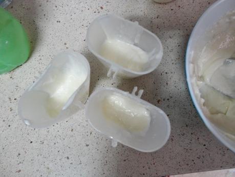 Polos de Cheesecake (Cheesecake popsicles)