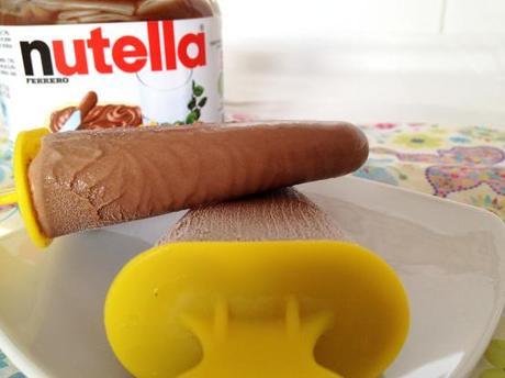 Polos de Nutella recetas postres rápidos recetas postres fáciles y rápidos recetas fáciles con nutella recetas de postres con nutella receta delikatissen Receta de Polos de Nutella receta de polos caseros helados con nutella