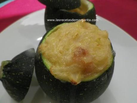 Calabacín redondo relleno de tortilla-Receta para niños