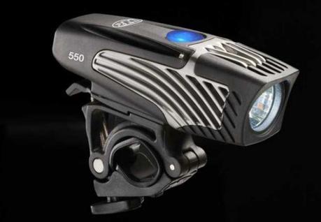 NiteRider introduce sistemas de iluminación con mayor rango de potencia y mejores sistema de alimentación de energía Lumina 550