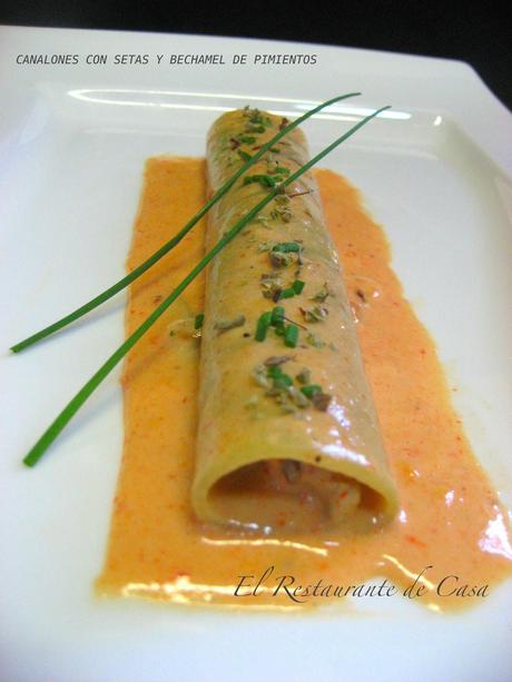 CANALONES CON SETAS Y BECHAMEL DE PIMIENTOS