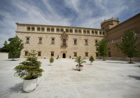 LRG Magazine - Alcala de Henares - Palacio Arzobispal LRG Magazine - Alcala de Henares - Palacio Arzobispal