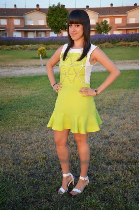 Sheinside: Green triangles dress!!!