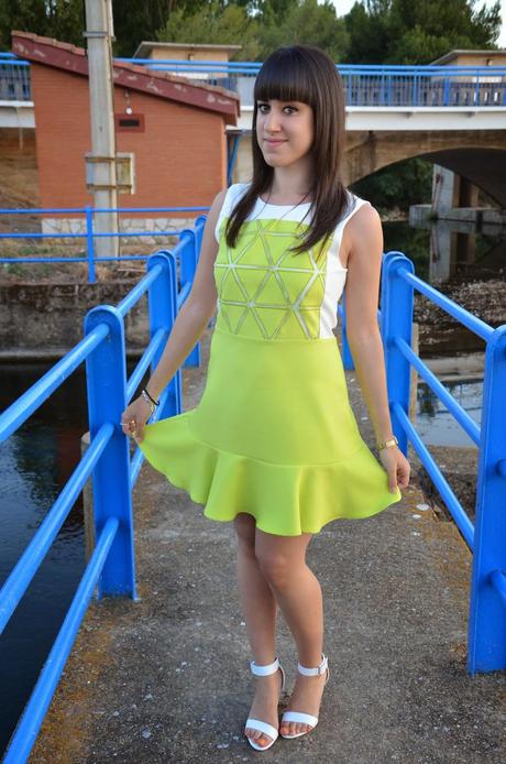 Sheinside: Green triangles dress!!!