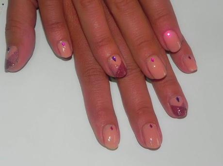 Pon un cinturón en tu vestido (look, manicura & outfit)