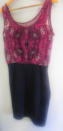 Pon un cinturón en tu vestido (look, manicura & outfit)