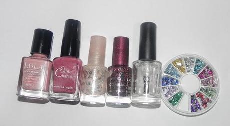 Pon un cinturón en tu vestido (look, manicura & outfit)