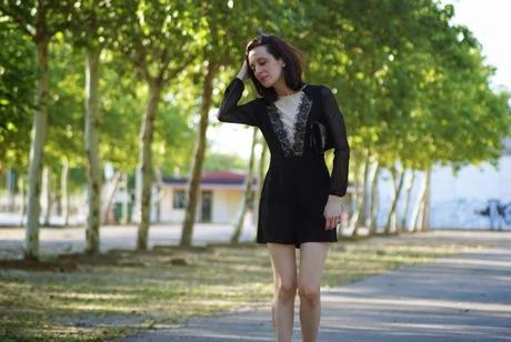 Sheinside JumpsuitNo me pude contener cuando ví este buzo...