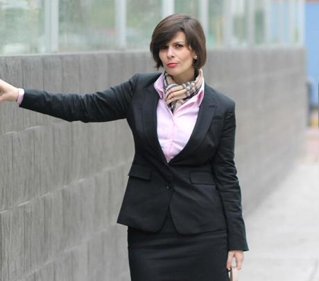 Mis Looks - ¿Cómo uso un sastre negro?