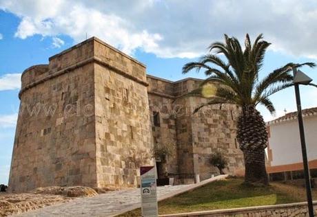 Recorriendo la costa de Moraira hacia Calpe