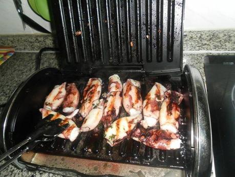 blog soloyo, calamares, plancha, grill, aceite, ajo, perejil, sal, pan al ajo, cocina, receta, 