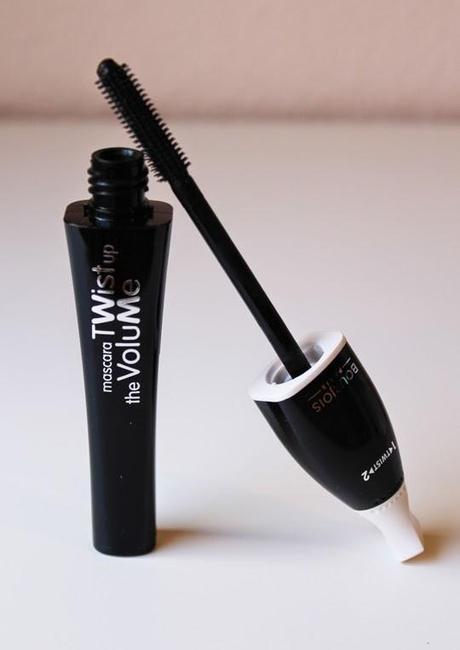 máscara de pestañas Twist Up the Volume